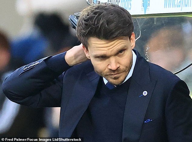 “No olvides que estás detrás de nosotros en la tabla de la Premiership”, le recuerda el jefe de los Rangers, Danny Rohl, a Luke McCowan después del alarde del Celtic.