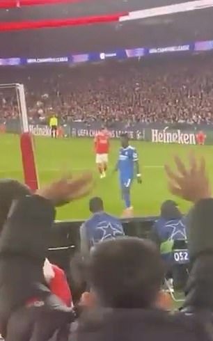 El Benfica suspende a cinco aficionados por comportamiento “racista” contra Vinicius Jr mientras el club portugués FINALMENTE actúa tras defender incondicionalmente a Gianluca Prestianni en una disputa por racismo