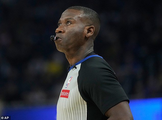 Los fanáticos critican al árbitro de la NBA “estúpido” por usar los apodos de los jugadores durante la llamada en la cancha: “Mirada terrible”