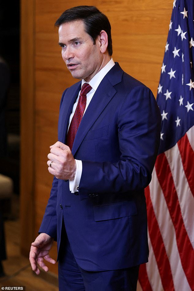 Marco Rubio cancela viaje a Israel después de que el ayatolá iraní muriera en ataques aéreos estadounidenses