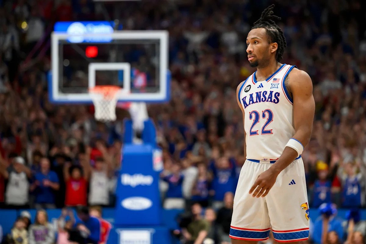 Bill Self, de Kansas, desestima a los críticos que cuestionan la legitimidad de la ausencia de Darryn Peterson: “La narrativa es una tontería”