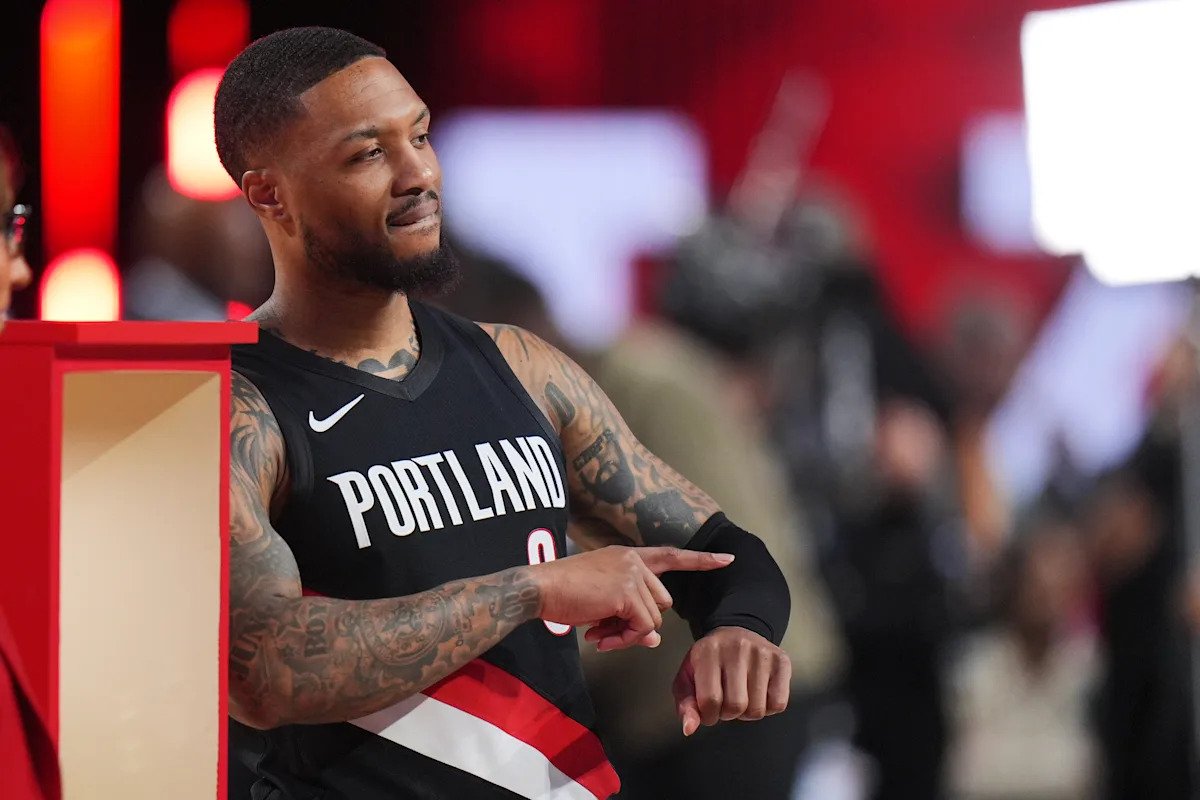 Damian Lillard, aún recuperándose de un desgarro en el tendón de Aquiles, se une a Larry Bird y Craig Hodges como los únicos tres veces campeones del concurso de triples.