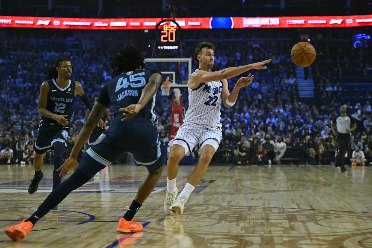 El delantero del Magic Franz Wagner está de baja indefinidamente por un esguince de tobillo