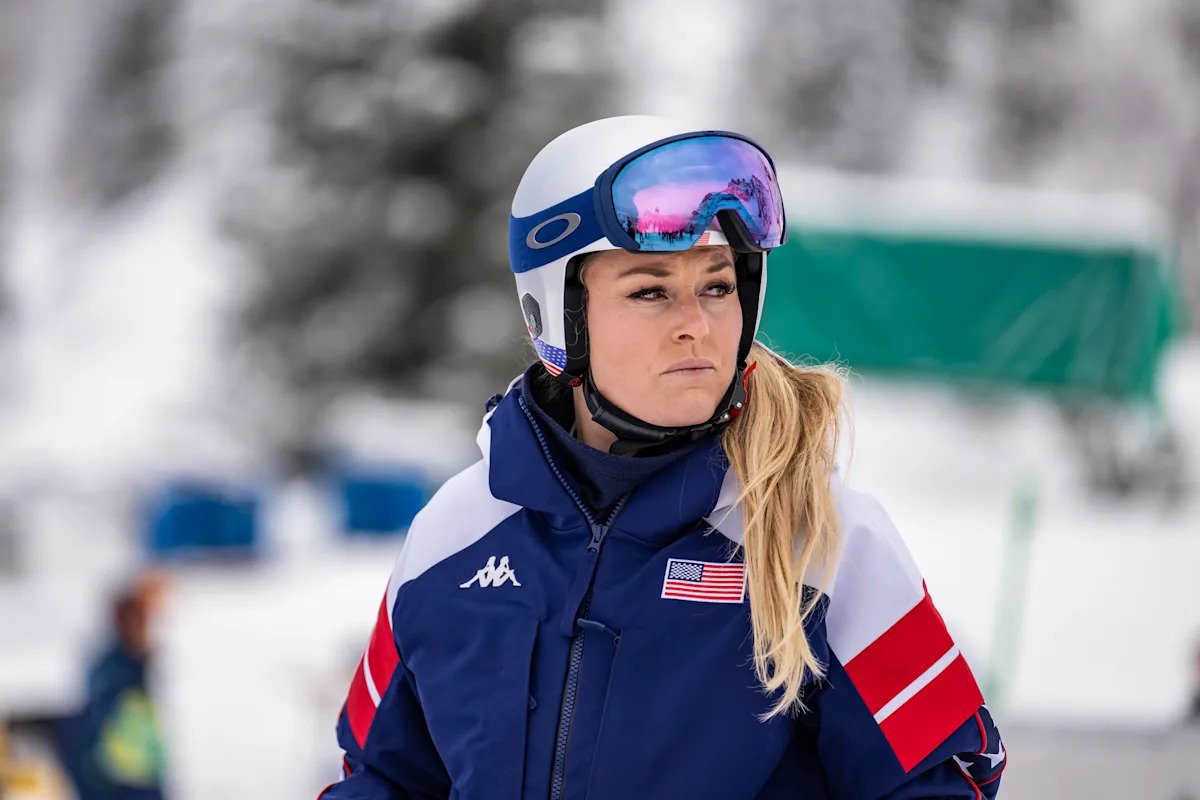 La última actualización de Lindsey Vonn revela un escaneo de su pierna reparada: ‘Ahora soy verdaderamente biónica’