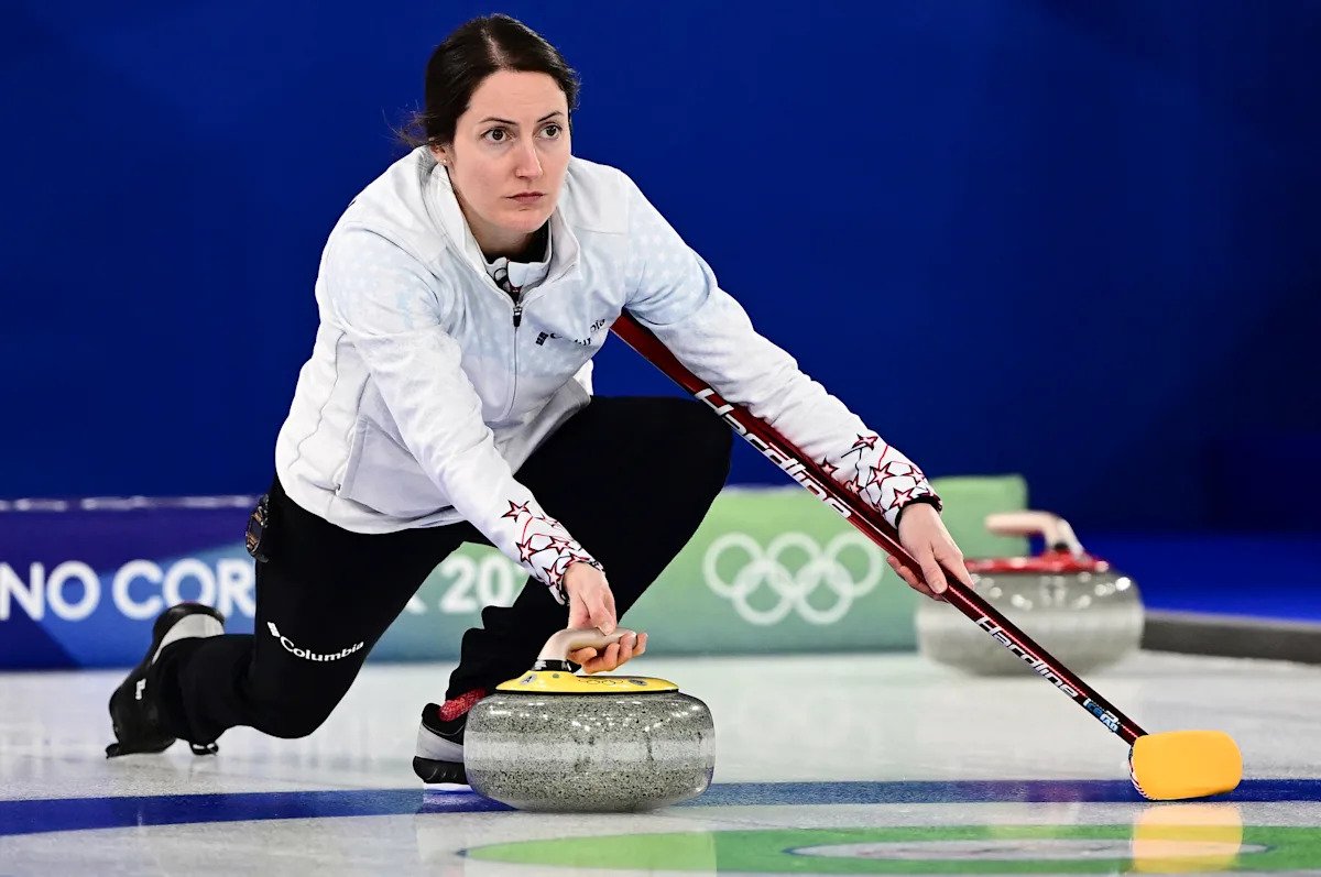Juegos Olímpicos de Invierno 2026: el curling femenino de EE. UU. no alcanza la primera medalla mientras Canadá lucha por el bronce