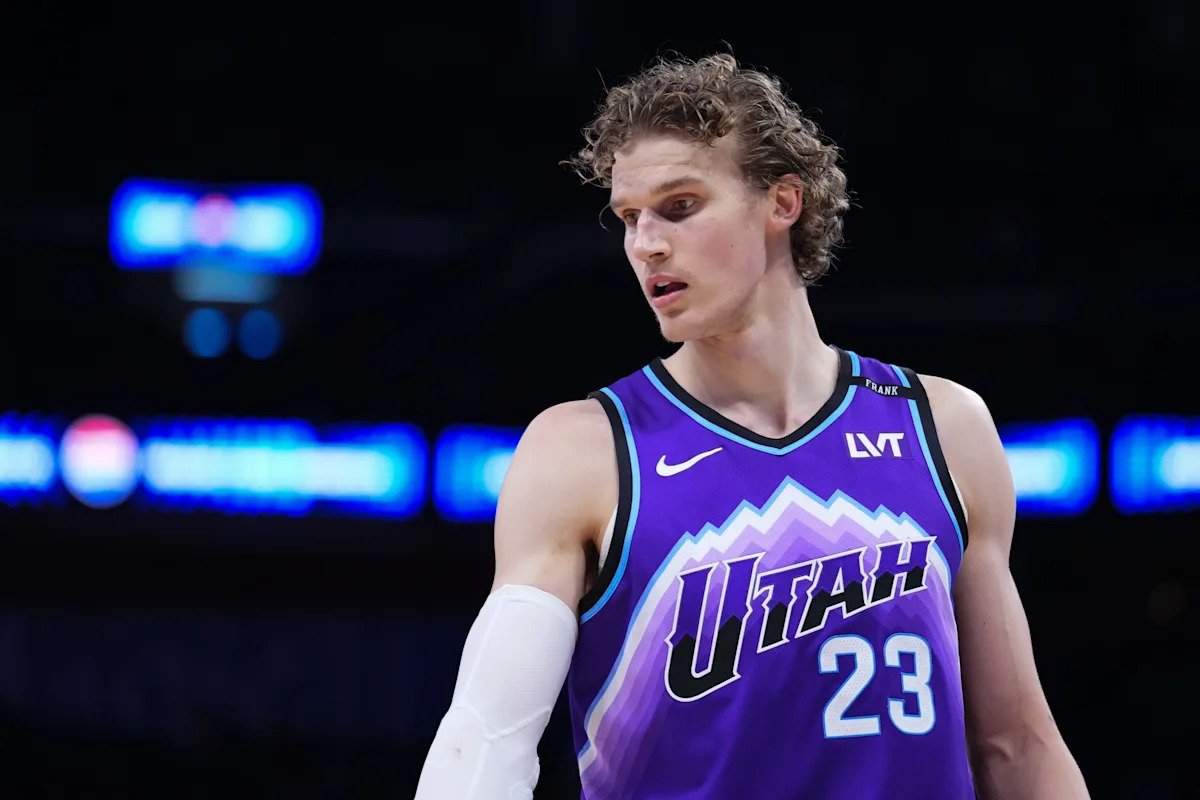 Lauri Markkanen del Jazz se someterá a una resonancia magnética después de una lesión en la práctica, según se informa, la NBA envió médicos para revisar los resultados
