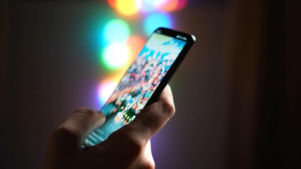 MIRAR: La lucha contra las redes sociales en la era de la “podredumbre cerebral”.