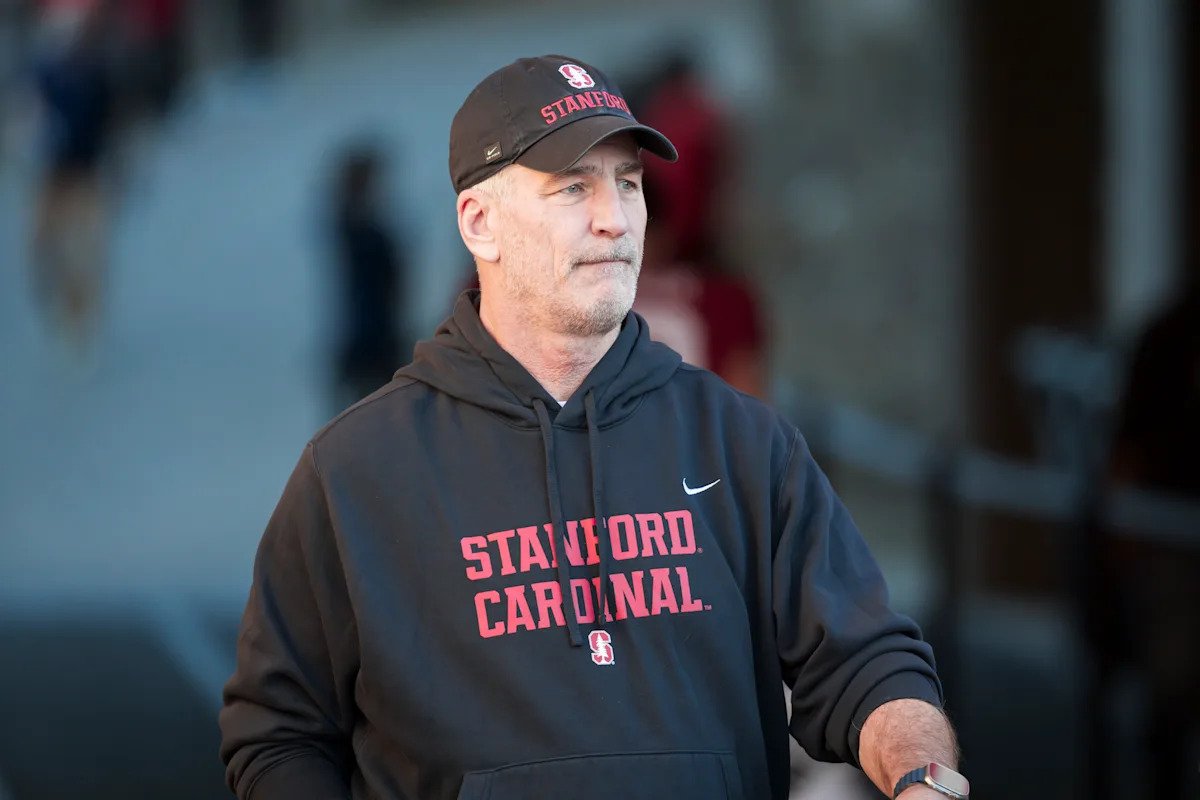 Según los informes, los Jets están contratando al ex entrenador de los Panthers y los Colts, Frank Reich, como coordinador ofensivo.