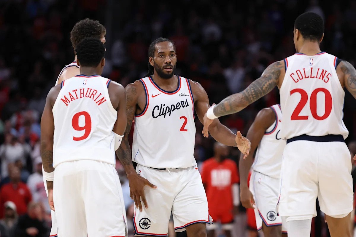 Mientras los Clippers se preparan para albergar el fin de semana del Juego de Estrellas de la NBA, el futuro de la franquicia permanece en el limbo