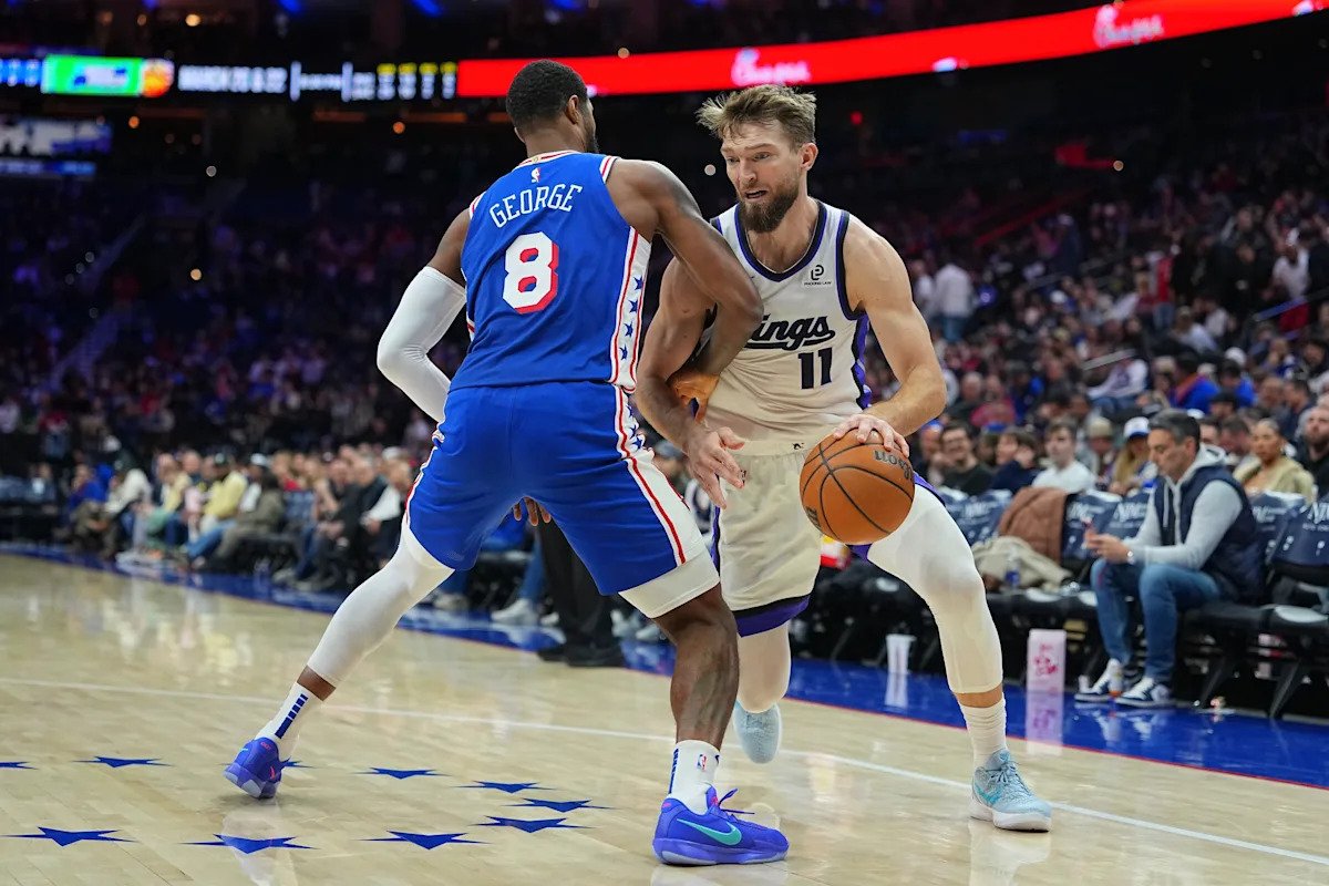 Kings C Domantas Saboni se lesionó tarde contra los Wizards y sufre dolor lumbar