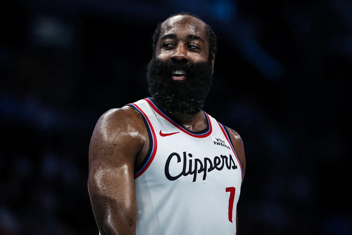 James Harden niega haber pedido un intercambio a los Clippers mientras espera tener una “mejor oportunidad” de ganar un campeonato con los Cavaliers.