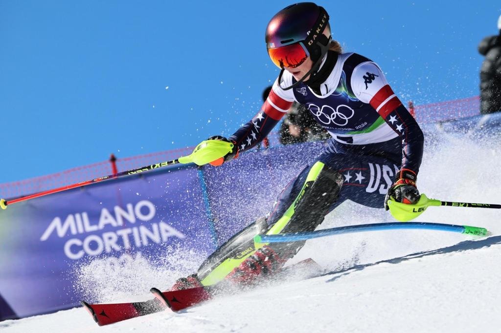 La estrella estadounidense Mikaela Shiffrin gana el slalom y rompe la sequía olímpica de ocho años