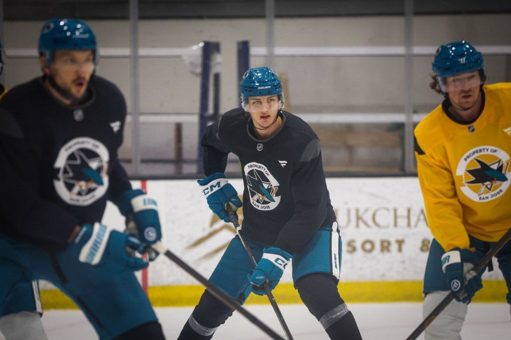 San Jose Sharks, Macklin Celebrini se encuentra con Connor McDavid, Oilers