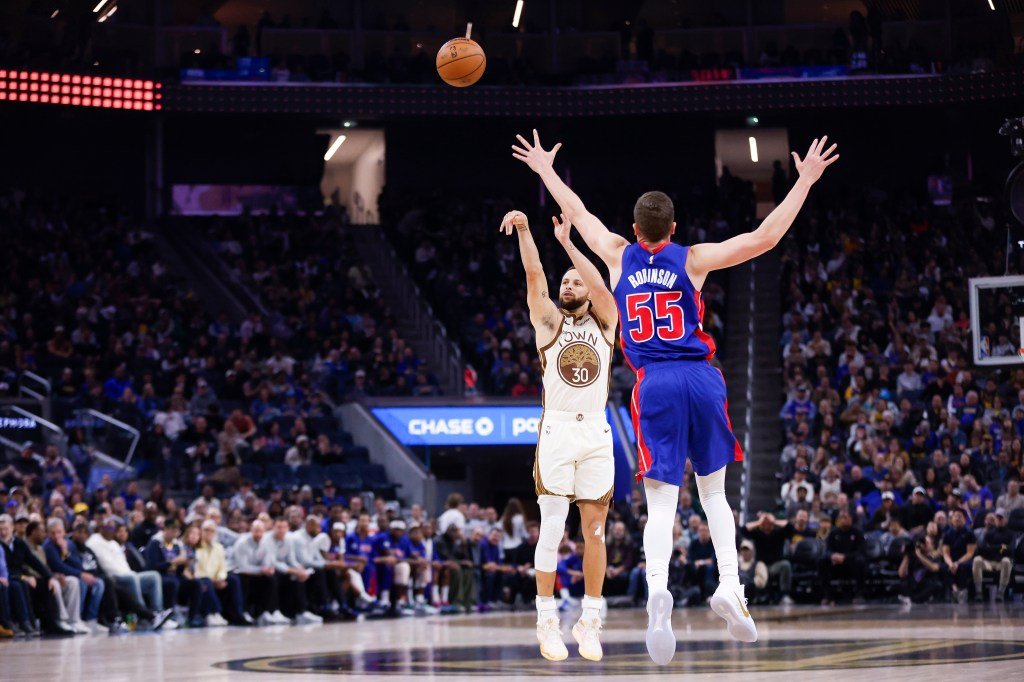 Actualización sobre las lesiones de Steph Curry y Kristaps Porzingis: Curry fuera contra Celtics