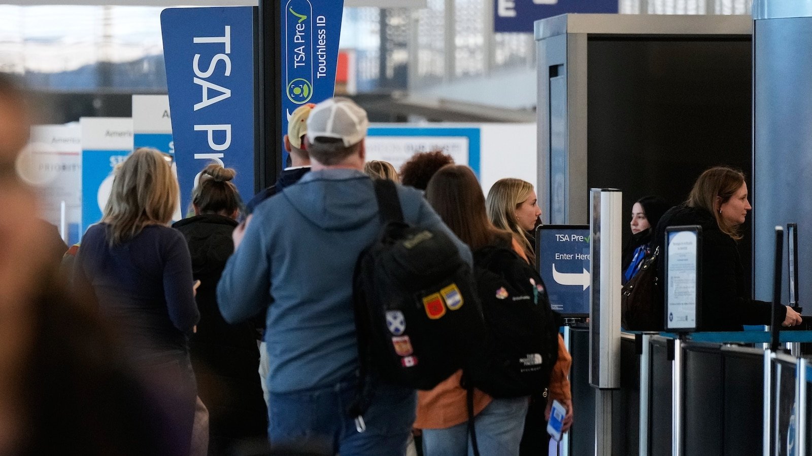 DHS anuncia que suspenderá TSA PreCheck y Global Entry debido al cierre