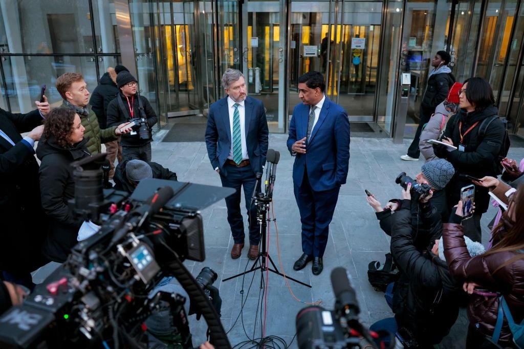 El representante estadounidense Ro Khanna retira cuatro de los seis nombres que admite que no están vinculados con Epstein – The Mercury News