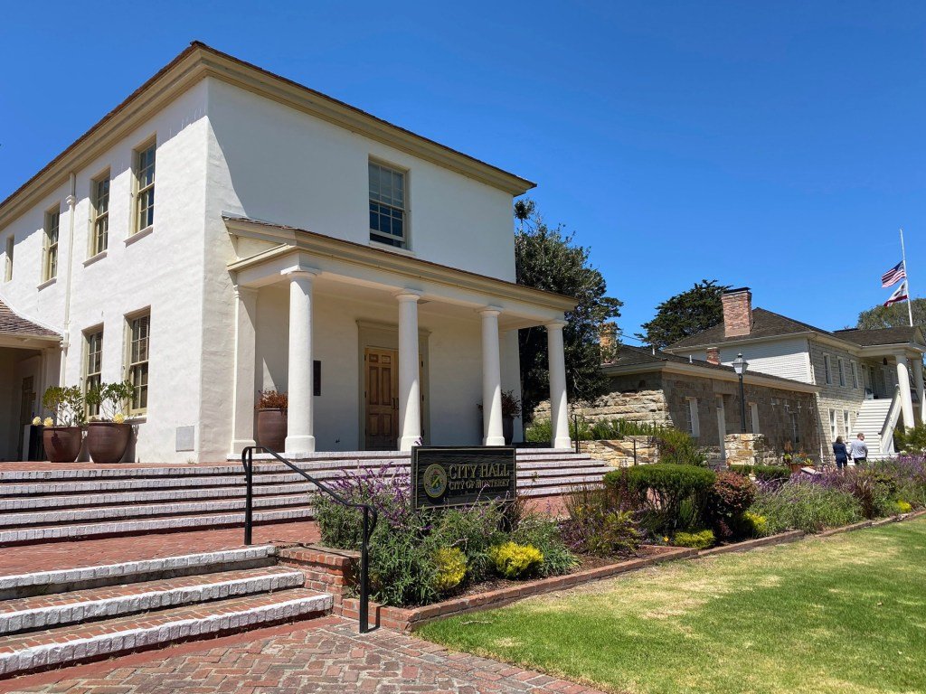 Monterey declara emergencia fiscal para llevar a votación medidas tributarias