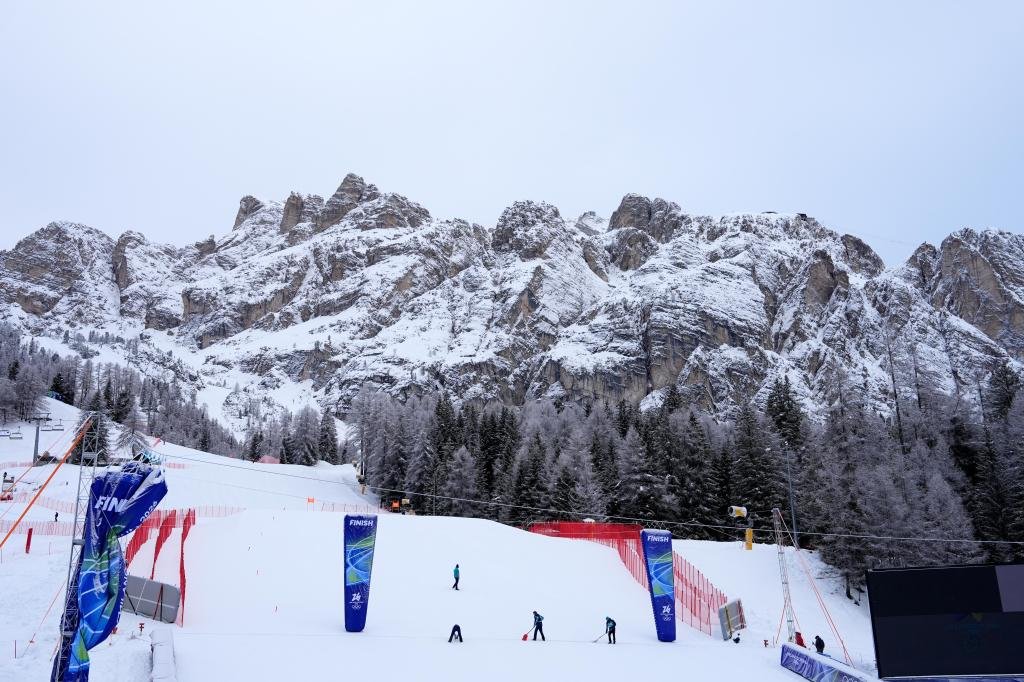 Milan_Cortina_Olympics_Alpine_Skiing_98654.jpg