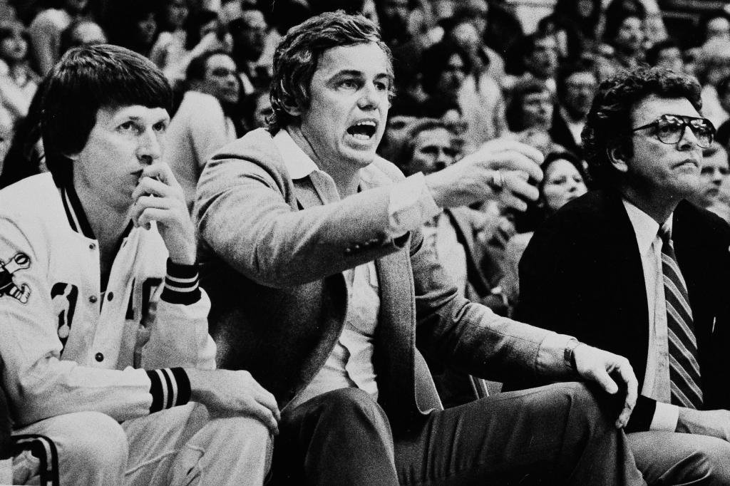 Doug Moe, que dio vida a la NBA como entrenador en los años 80, falleció a los 87 años