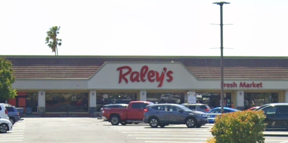 Raley’s decide cerrar una tienda en East Bay y eliminar decenas de puestos de trabajo