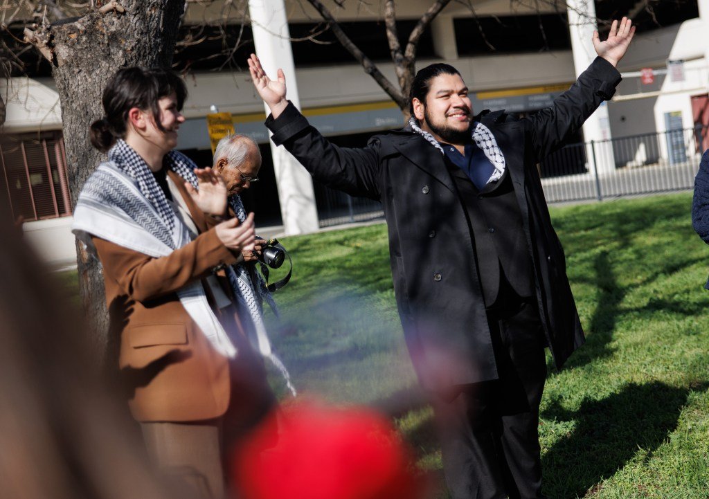 Caso de vandalismo en Stanford termina en juicio nulo – The Mercury News