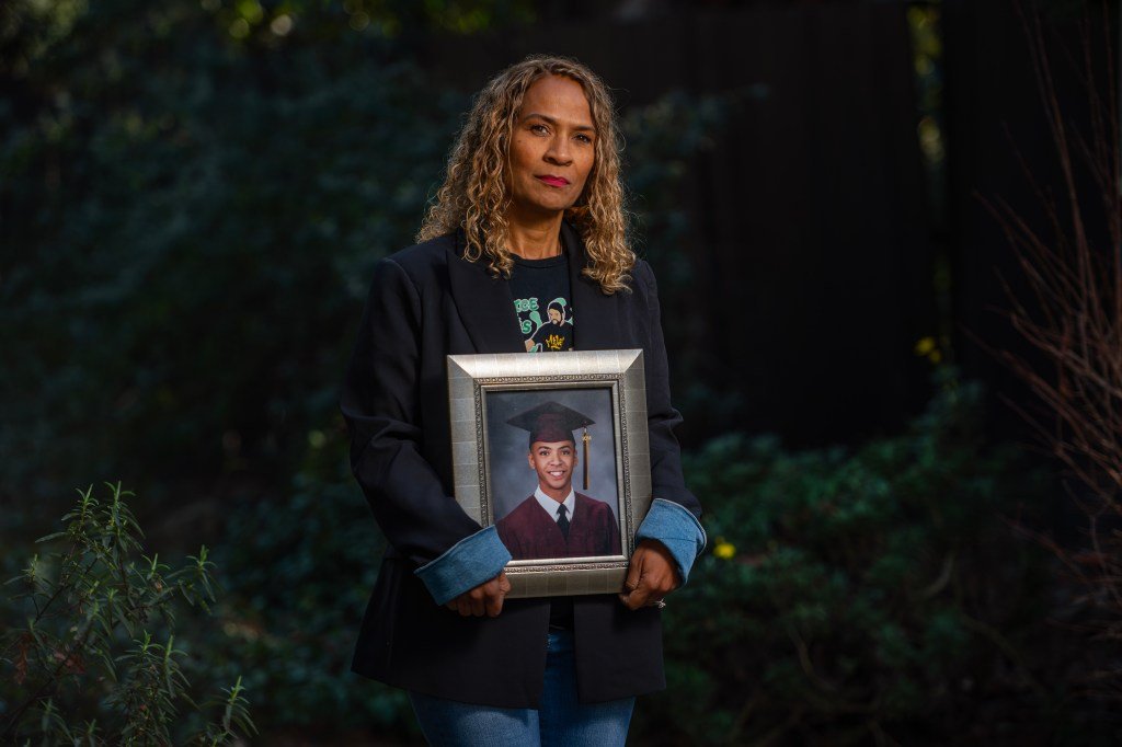 Madre del Área de la Bahía lucha por las personas con enfermedades mentales después del asesinato de su hijo