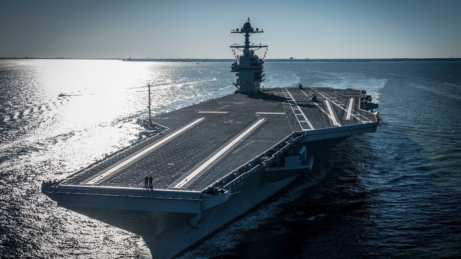 El portaaviones USS Gerald R. Ford está en ruta del Caribe al Medio Oriente: funcionarios