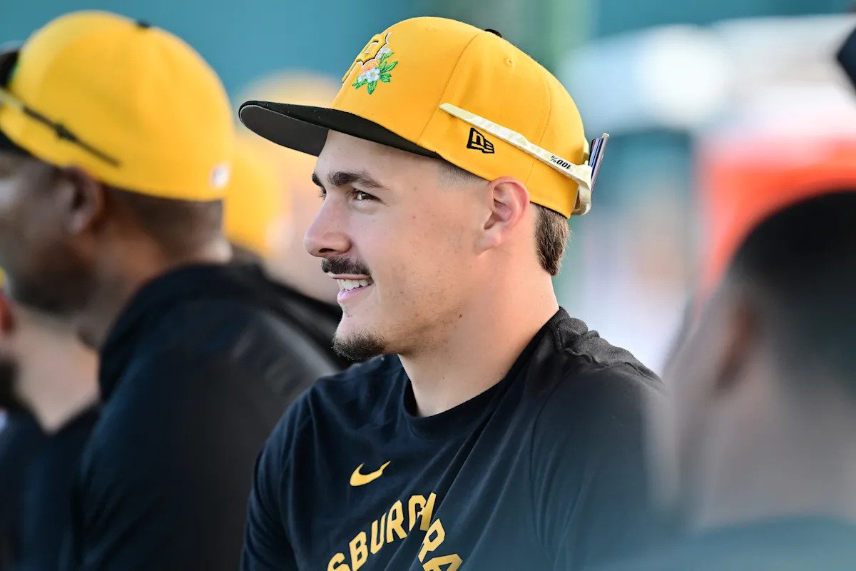 Konnor Griffin, el principal prospecto de la MLB, conecta dos jonrones de los Piratas desde Fenway South en los entrenamientos de primavera.