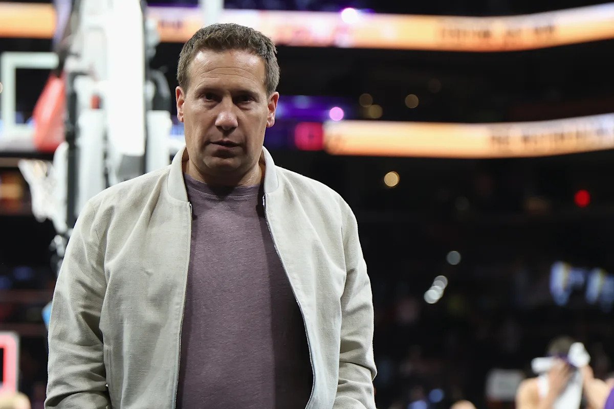 El propietario de los Suns, Mat Ishbia, dice que “el tanque es un comportamiento de perdedor”, pero confía en que Adam Silver haya resuelto el problema.