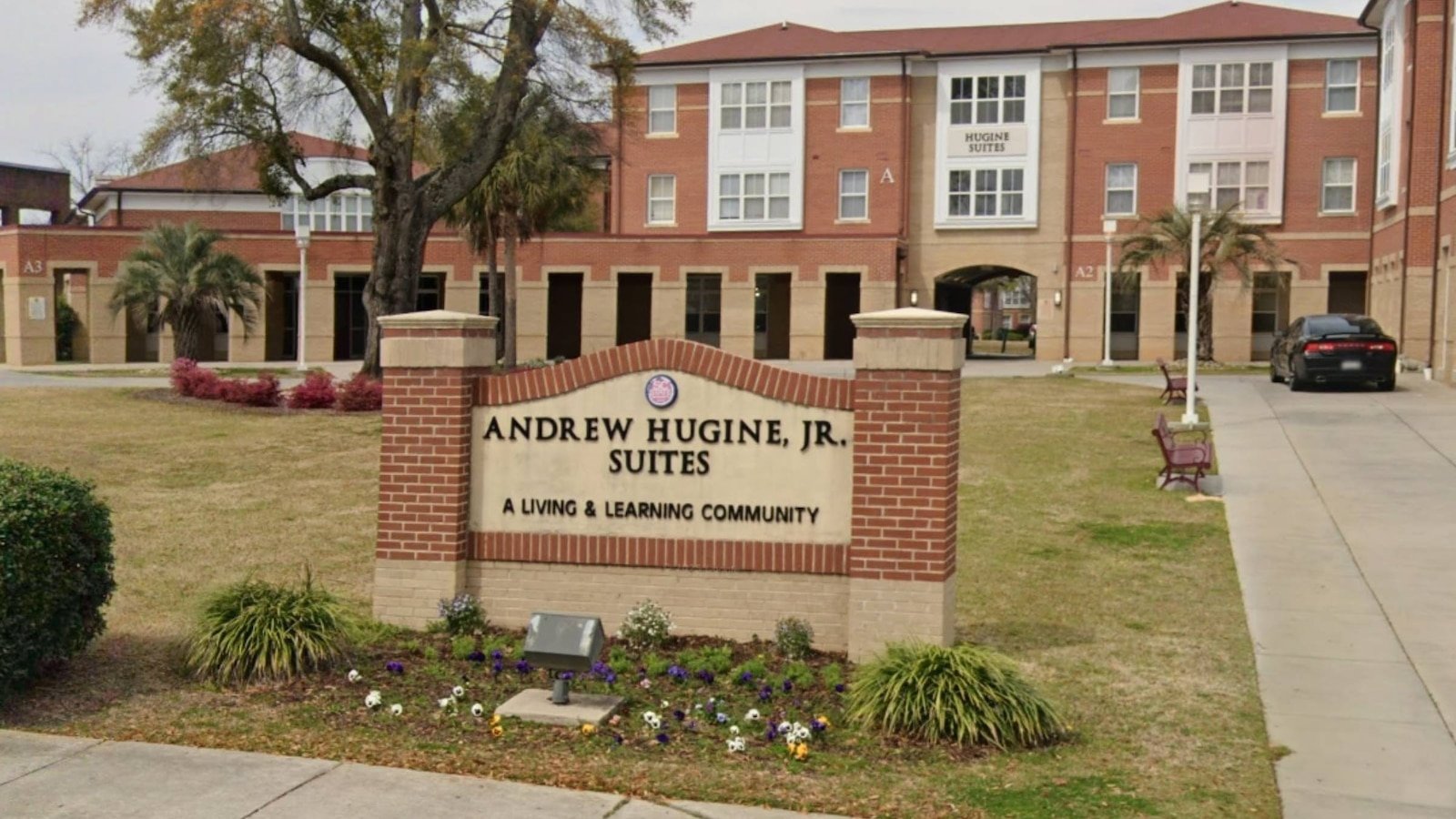Dos muertos y un herido en tiroteo en el campus de la Universidad Estatal de Carolina del Sur