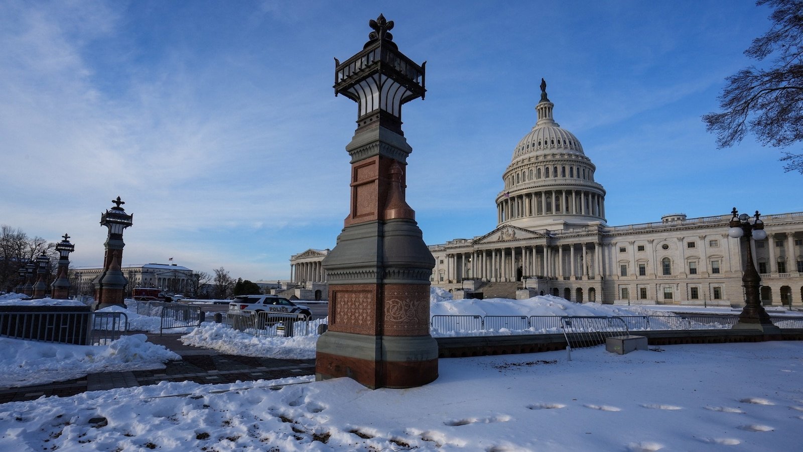 Jeffries: el DHS debería ser “reformado drásticamente” después de que los demócratas paralizaran el proyecto de ley de financiación del gobierno