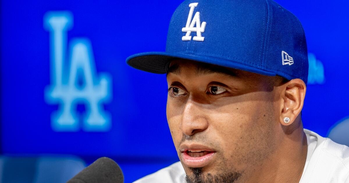 Edwin Díaz de los Dodgers juega por Puerto Rico en el Clásico Mundial de Béisbol