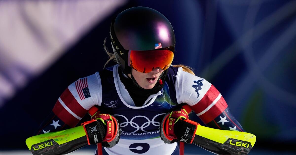 Los problemas olímpicos de Mikaela Shiffrin continúan con el 11º puesto en el slalom gigante