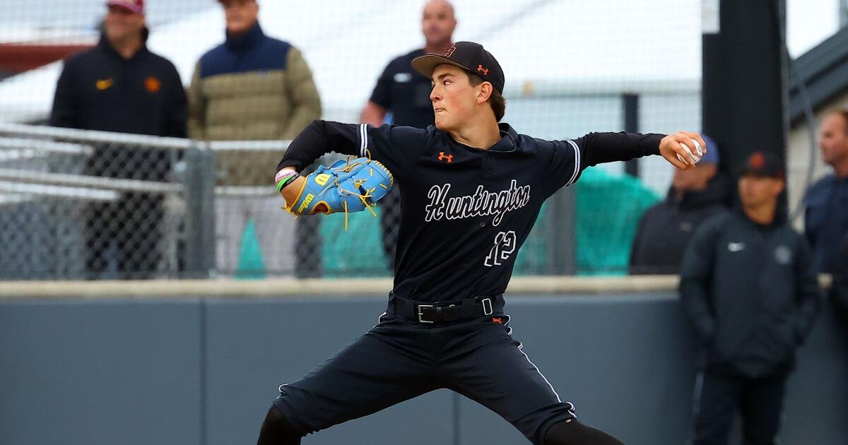 Jared Grindlinger de Huntington Beach se reclasifica para el draft de 2026