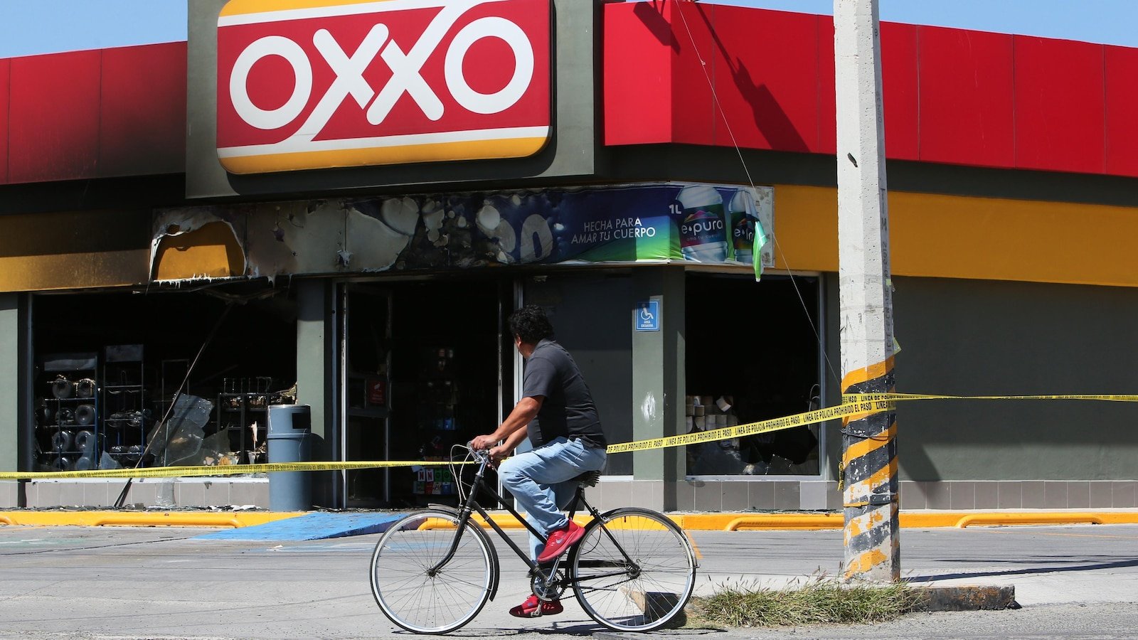 México teme más violencia después de que el ejército matara al líder del poderoso cartel de Jalisco