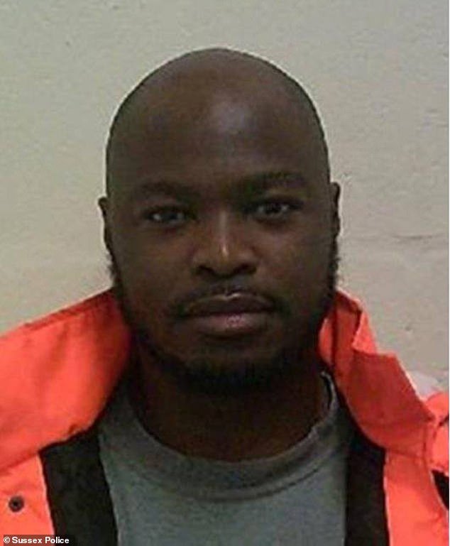 Un nigeriano cumple 21 años de prisión por secuestro y GBH TODAVÍA está prófugo cinco meses después de haber sido liberado de prisión abierta