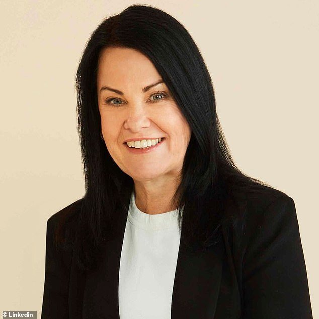 La directora ejecutiva de la revista, Jane Huxley, ya no dejará Are Media mientras el personal de New Idea y Woman’s Day se sorprende con una reunión a las 2 p.m., y revelamos a su sucesor: CORREO INTERIOR