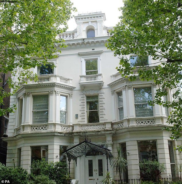 Las casas offshore secretas escondidas en TU calle: cómo se están registrando 45.000 propiedades por valor de 190.000 millones de libras esterlinas a nombre de propietarios extranjeros anónimos ‘en violación de las normas contra el blanqueo de dinero’