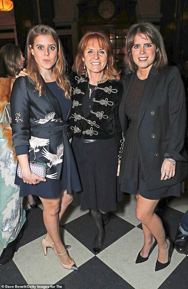 Crece la presión sobre Sarah Ferguson para que testifique sobre Epstein en los EE. UU.: los conocedores dicen que su ausencia del comité del Congreso es un acto final de lealtad a Andrew.