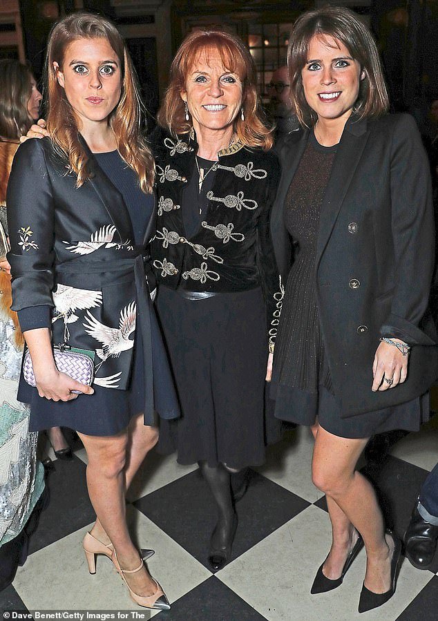 El Congreso podría pedir formalmente a Sarah Ferguson que testifique sobre su “estrecha relación” con Epstein, como dice un legislador: “Nadie, ni siquiera los ex miembros de la realeza, está por encima de la ley”.