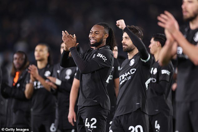 El entrenador del Manchester City, Pep Guardiola, sugiere un error en la planificación del partido antes del partido crucial contra el Real Madrid, y lo último sobre el estado físico de Erling Haaland después de que el delantero se perdiera el choque contra el Leeds por un gol.