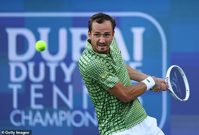 Los organizadores del torneo han brindado protección adicional a las estrellas del tenis atrapadas en Dubai mientras intentan desesperadamente escapar en medio de los ataques con misiles iraníes.