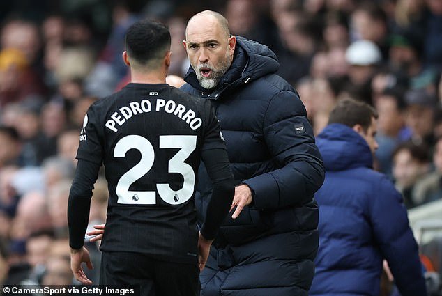 El técnico de los Furious Spurs, Igor Tudor, califica a la estrella del Fulham de fraude y critica a sus propios jugadores por carecer de “personalidad” tras otra miserable derrota.