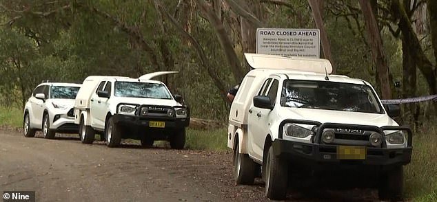 Hombre acusado de asesinato tras ataque con hacha de terror en un campamento australiano