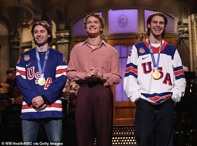 Revelado: La impactante reacción de la audiencia de SNL le dio estrellas al hockey masculino del equipo de EE. UU. después de ESA llamada de Trump… pero nunca se emitió