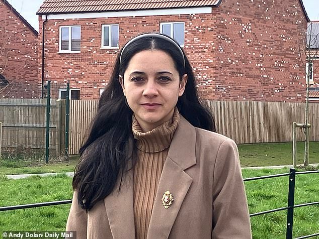 Una mujer gana £70,000 después de que su jefe la despidiera por trabajar desde casa mientras estaba embarazada debido a unas náuseas matutinas “graves”