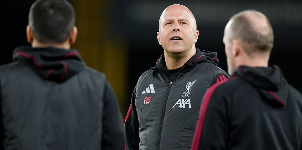 Wolves v Liverpool – Premier League EN VIVO: último resultado, noticias del equipo y actualizaciones mientras los Rojos buscan aumentar sus esperanzas en la Liga de Campeones contra un club relegado en el primero de dos partidos en CUATRO días en Molineux