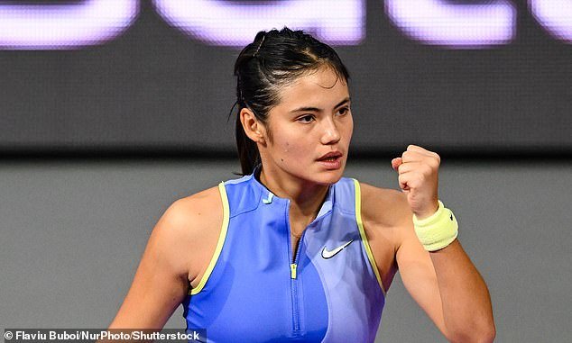 La ex número 1 británica dice que Emma Raducanu PUEDE prescindir de un nuevo entrenador: el campeón del US Open está buscando un décimo entrenador