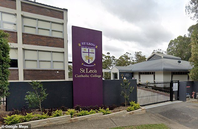 Por qué los padres de una escuela privada de Sydney reciben una alerta cada vez que su hijo va al baño