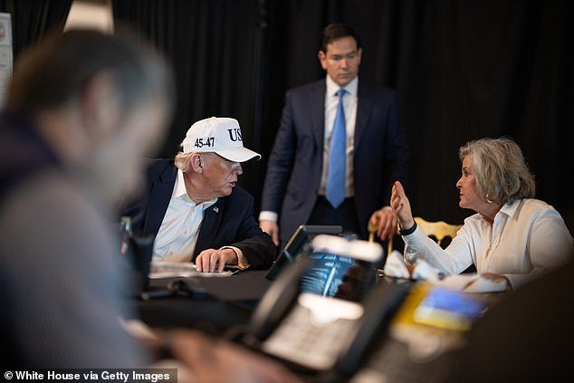 Susie Wiles está en el centro del pánico de los “gritos” en la Casa Blanca de Trump mientras la guerra de Irán aumenta el gas